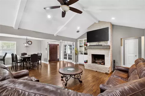 10802 Kirkwell Dr, Houston, TX 77089