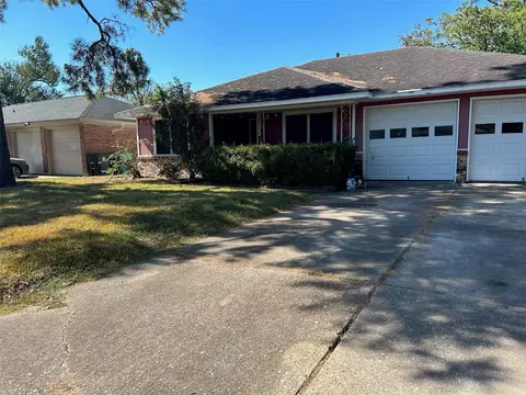 10125 Rebel Rd, Houston, TX 77016