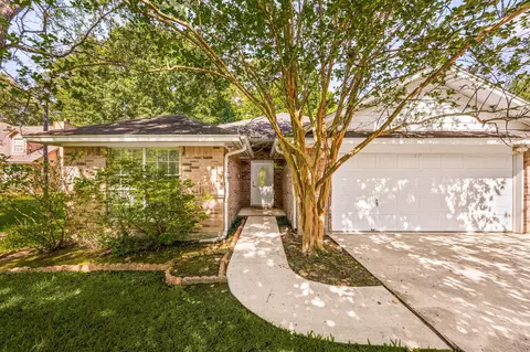 811 Carson Dr, Magnolia, TX 77354