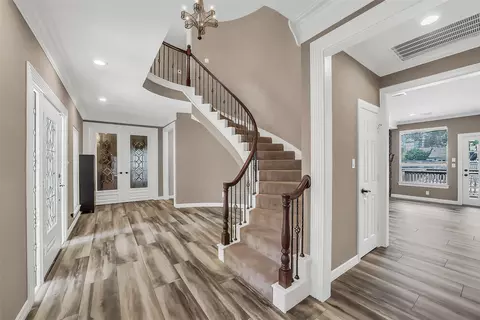 2411 Oaks Forks Dr, Houston, TX 77339