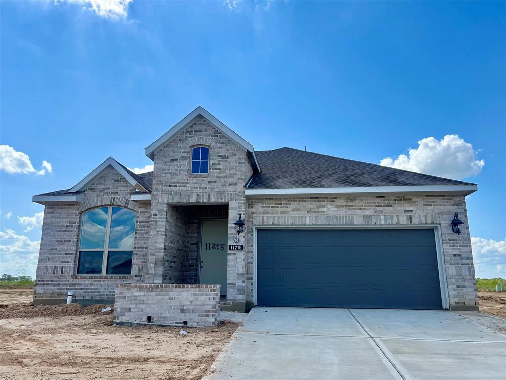 11215 Tropical Forest Way