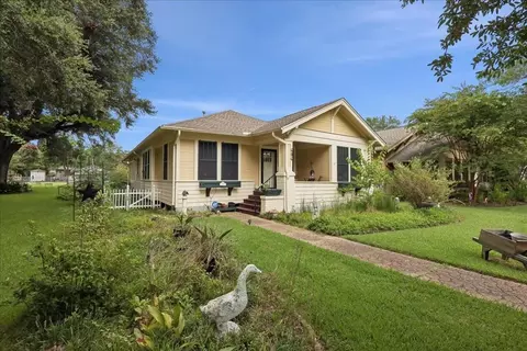 606 W Cherry Ave, Orange, TX 77630 photo 1