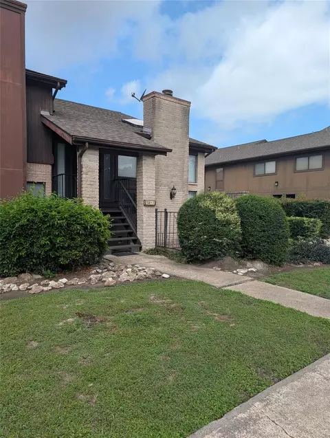 58 Evanston St #1, Houston, TX 77015