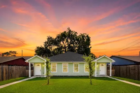 1010 Clinton Park St #A/B, Houston, TX 77029