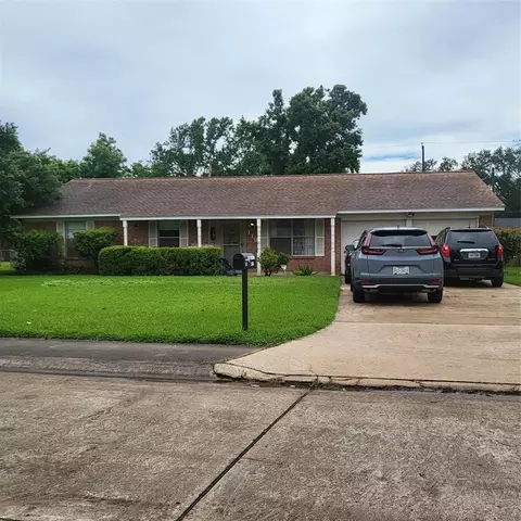 119 Poppy Street St SE, Lake Jackson, TX 77566