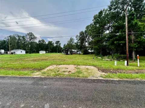689 Indian Hill Blvd, Livingston, TX 77351