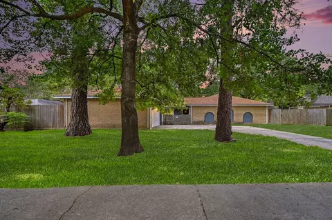 11507 Chetman Dr, Houston, TX 77065