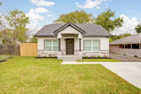 1010 E 27th St, Bryan, TX 77803 photo 1