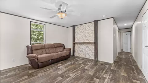Living - 188 Camp Rd, Trinity, TX 75862 photo 1 of 2