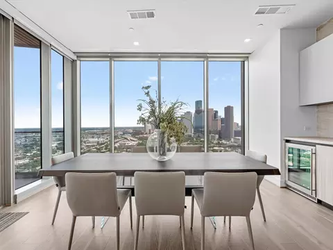 1711 Allen Pkwy #2606, Houston, TX 77019