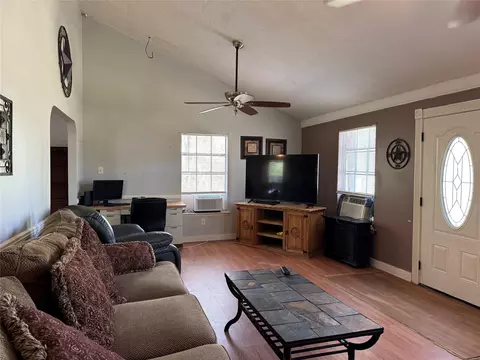Living - 41 Joyce St, Shepherd, TX 77371 photo 1 of 2