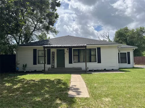 1909 Reese St, Liberty, TX 77575