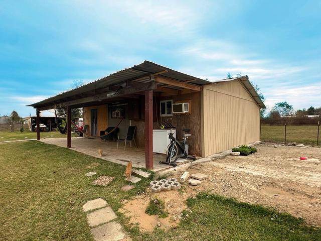 2039 County Road 3540, Cleveland, TX 77327