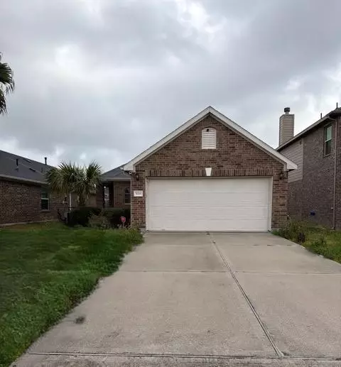 5211 Lagoon Ct, Bacliff, TX 77518