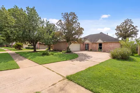 15619 Four Leaf Dr, Houston, TX 77084