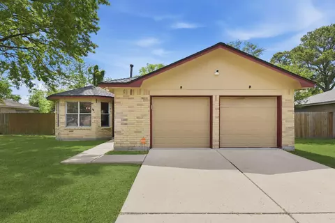 16031 Northmark Dr, Houston, TX 77073