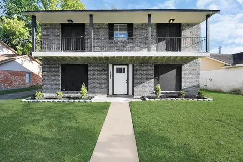 7022 Castleview Ln, Missouri City, TX 77489