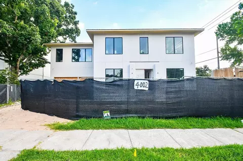 4002 Marquette St, West University Place, TX 77005