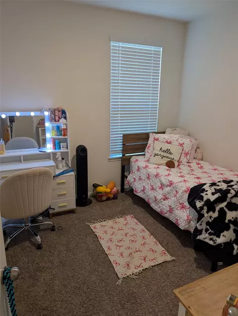 Bedroom - 14601 E Pine Heart Dr, Conroe, TX 77302 photo 2 of 4