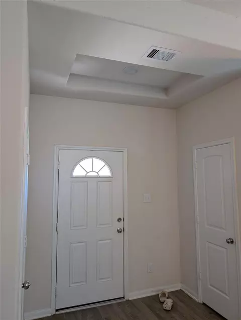 Entry Way - 14601 E Pine Heart Dr, Conroe, TX 77302 photo 1 of 1