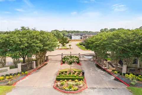 18800 Egret Bay Blvd #119, Houston, TX 77058