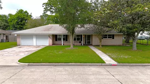 1607 Mcfarland St, Baytown, TX 77520