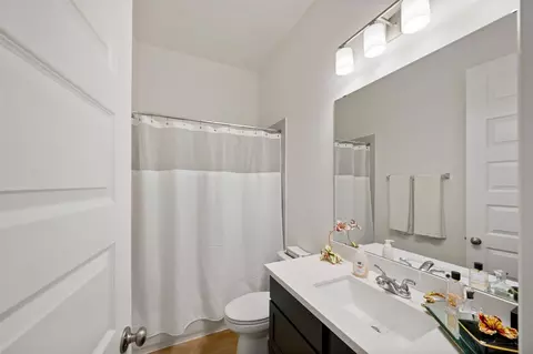 Bath - 118 Sierra Stream Ct, Conroe, TX 77304 photo 3 of 3