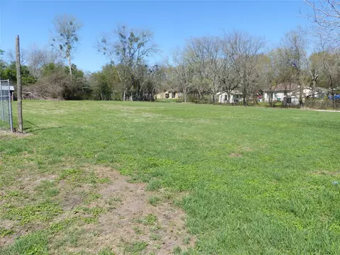 0 Schumacher St, Brenham, TX 77833
