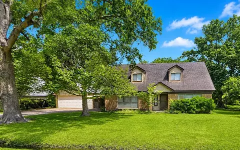 9206 Pecos St, Houston, TX 77055