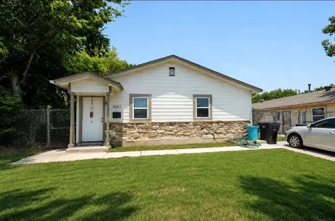1021 Baker St, Fort Worth, TX 76104