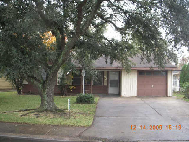 2114 Marshall St, Pasadena, TX 77506 photo 1