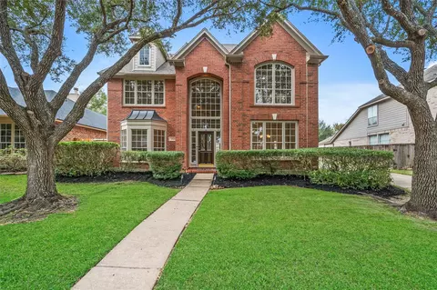 1123 Summer Brk, Sugar Land, TX 77479
