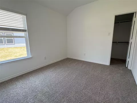 10475 Sugar Mill Dr, Conroe, TX 77306 photo 9