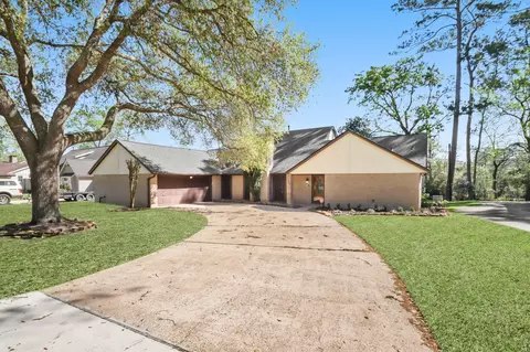 1134 Chestnut Ridge Rd, Kingwood, TX 77339