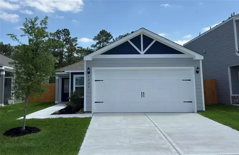 8208 Sunberry Shadow Dr, Houston, TX 77016