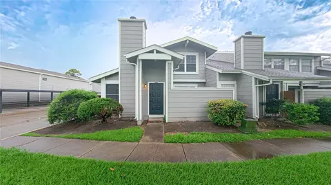 12119 Lemon Ridge Ln #121, Houston, TX 77035