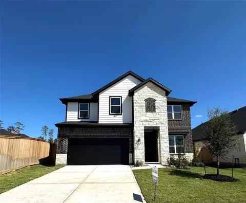 428 Summerset Landing Ct, Conroe, TX 77304