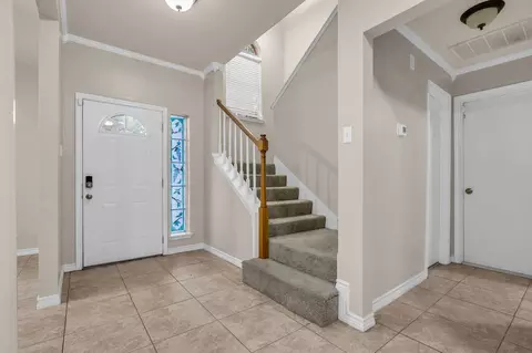 Entry Way - 23915 Spring Oak Dr, Spring, TX 77373 photo 2 of 2