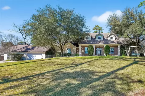 1211 Cypress Ln, Kingwood, TX 77339