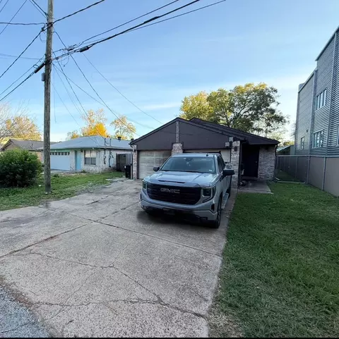 11931 6th St, Houston, TX 77072