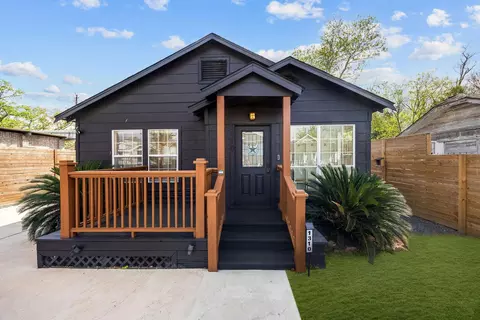 1310 Walton St, Houston, TX 77009