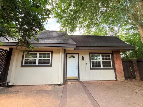 12027 Greenwood Forest Dr #29D, Houston, TX 77066