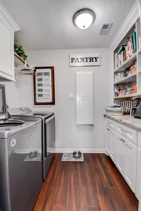 Other - 122 Four Master Road Rd, Freeport, TX 77541 photo 4 of 11