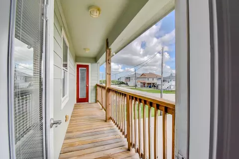 Exterior - 122 Four Master Road Rd, Freeport, TX 77541 photo 3 of 10