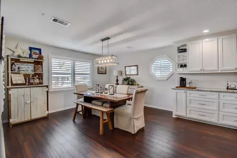 Dining - 122 Four Master Road Rd, Freeport, TX 77541 photo 1 of 4