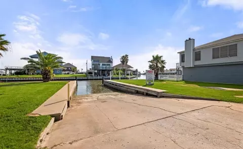 Other - 122 Four Master Road Rd, Freeport, TX 77541 photo 9 of 11