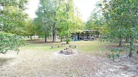 630 Hillbilly Heaven Rd, Livingston, TX 77351