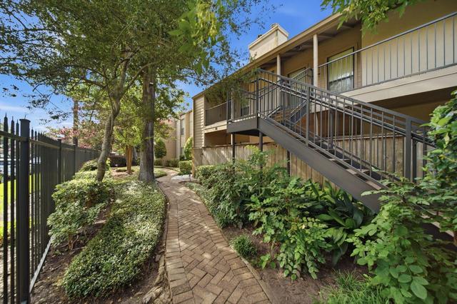 1100 Augusta Dr #77, Houston, TX 77057