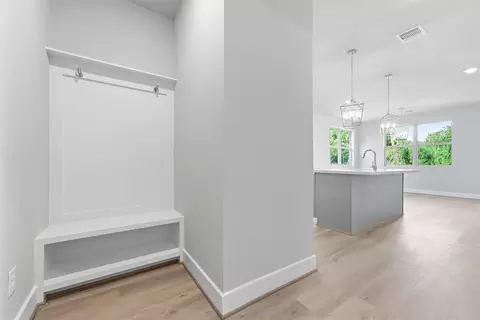 Entry Way - 2522 16th St, Hempstead, TX 77445 photo 3 of 3