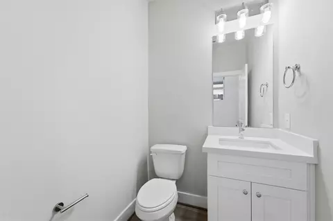 Bath - 2522 16th St, Hempstead, TX 77445 photo 2 of 3